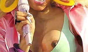 Nicki Minaj məşhur ç ...